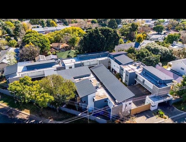 2 BEDROOM APARTMENT FOR SALE IN MENLO PARK